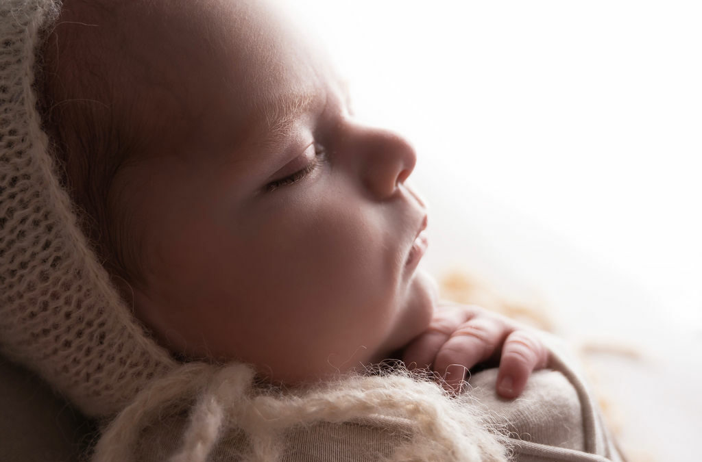 Visiting a newborn baby: the dos and don’ts